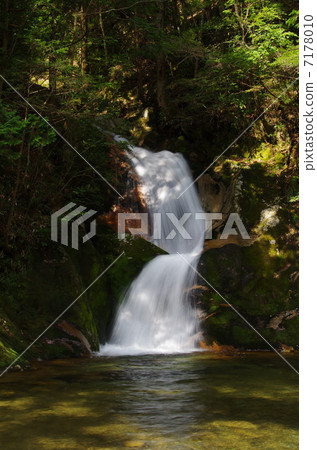Ryuo waterfall 7178010