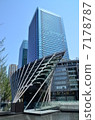 Grand Front Osaka 7178787
