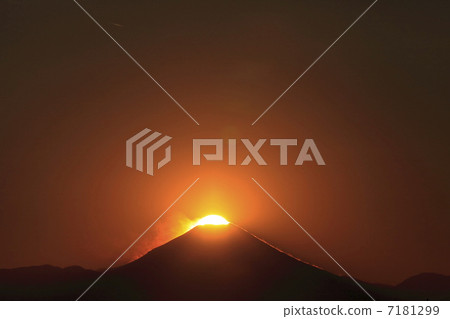 武藏野森林的鑽石富士 7181299