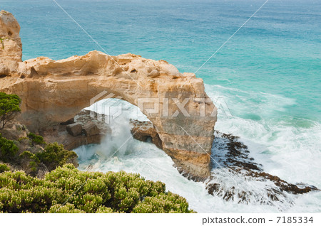 famous australian rocks 7185334