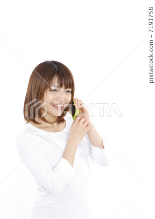 智能手機和一位年輕女士 7191758