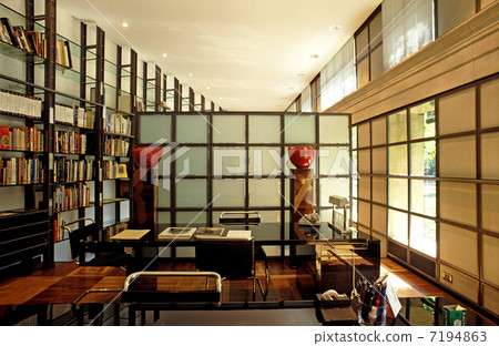 Atelier of Milan · fashion designer Atelier of Milan · fashion designer 7194863