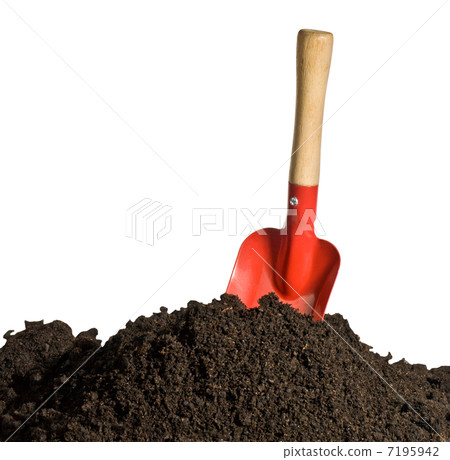 gardening tools and peat 7195942