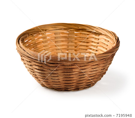 wicker basket 7195948