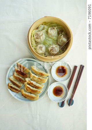 餃子和蜀麥 7196091