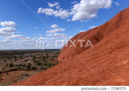 Ayers Rock climbing 7196573