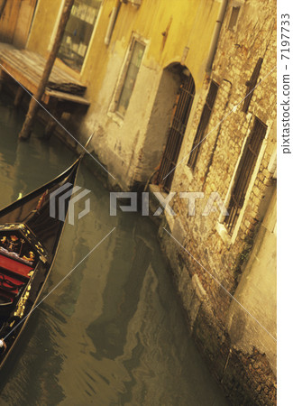 Waterway apartment and gondola 7197733