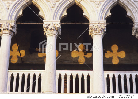 走廊的光 走廊的光 7197784