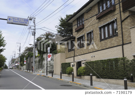 Kakinogi Kisaka Street Kakinogi Kisaka Street 7198179
