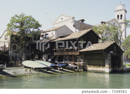 貢多拉和小屋 7198561