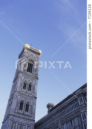 Giotto's bell tower Giotto's bell tower 7199126