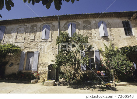 Apartment window Apartment window 7200543