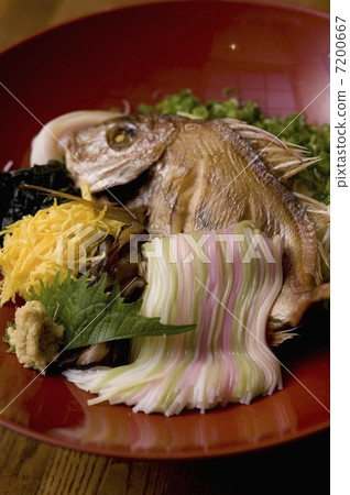 生魚片配烤海鯛 7200667