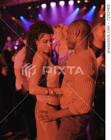 BLD002861 BLD002861 7203468