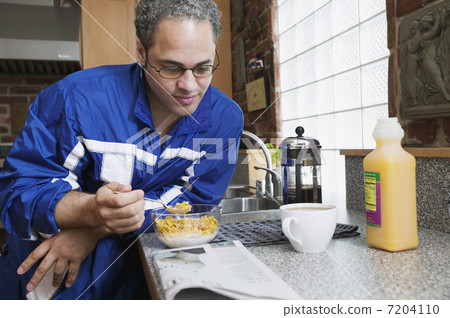 BLD004780 BLD004780 7204110