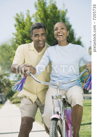 BLD053474 BLD053474 7205738