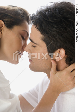 BLD024048 BLD024048 7209551