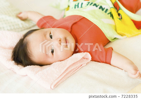嬰兒 7228335