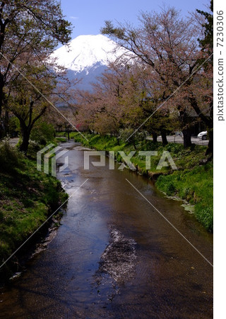 At World Cultural Heritage · Mt. Fuji, Oshino Village At World Cultural Heritage · Mt. Fuji, Oshino Village 7230306