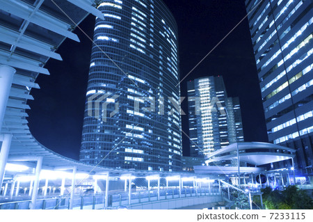 Night view around Shinagawa station Night view around Shinagawa station 7233115