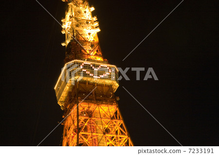東京鐵塔照亮了 7233191