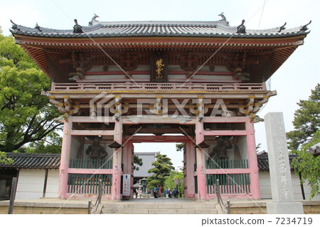 Kuzui Temple 7234719