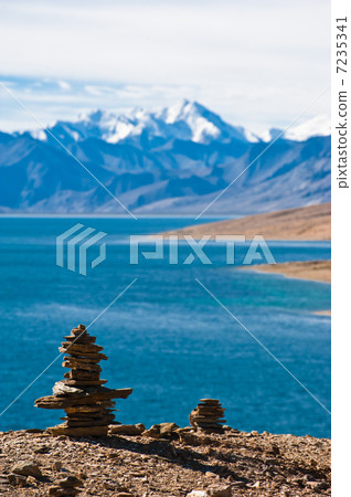 Buddhist stone pyramid at morning Tso Moriri Lake. India, Ladakh 7235341