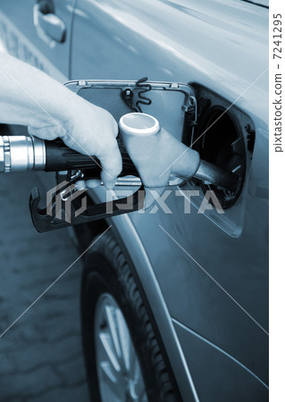 Refuelling by gasoline Refuelling by gasoline 7241295
