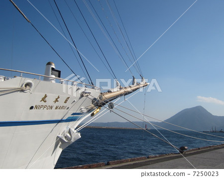 Large Practice Sailing Ship "Nihon Maru" ① 7250023