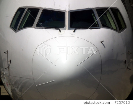 羽田機場客機（正面朝上） 7257013