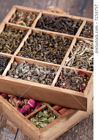 assortment of dry tea 7258757