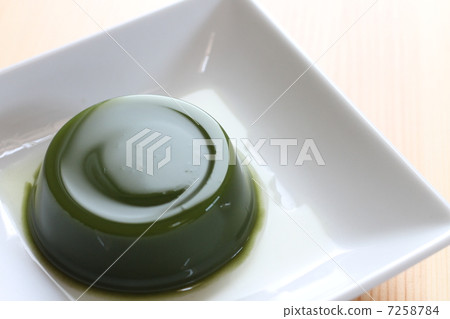 Matcha jelly 7258784