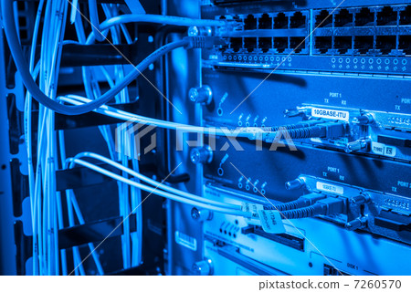 fiber network server 7260570