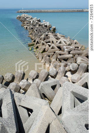 Wave-eliminating block 7264955