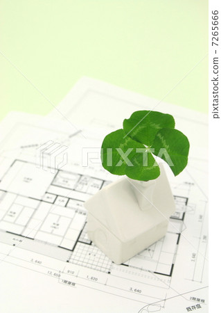 Four Leaf Clover and Design Map Housing Image 7265666