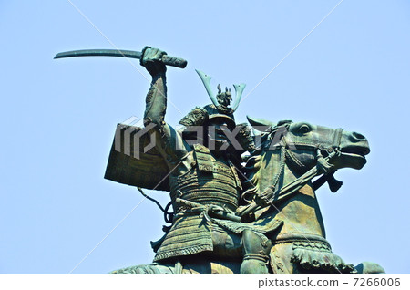 Nitta Yoshiaki Kimono雕像（京王線·Riburi Shibugawara Station R / Katamachi，Fuchu City，Tokyo） 7266006