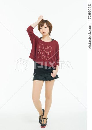 Young lady (summer) Young lady (summer) 7269068
