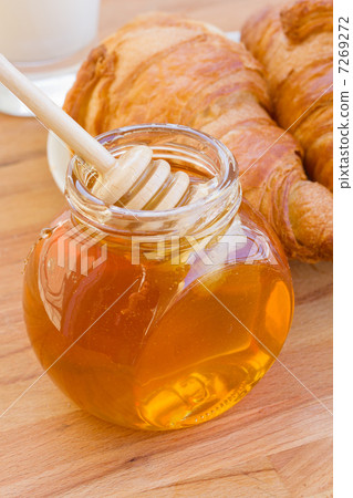 honey for breakfast 7269272