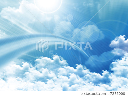 Spreading sun and clouds 7272000