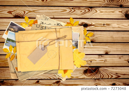 Old envelope with label 7273048