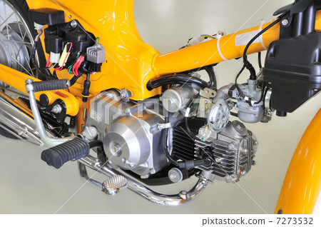 Repair of motorcycle 7273532