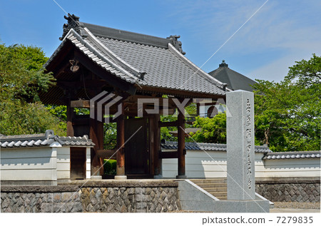 走在Tatebayashi / Zencho-ji寺門 走在Tatebayashi / Zencho-ji寺門 7279835