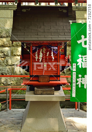 Walking in Tatebayashi · Takeo Benedetti of flowers Walking in Tatebayashi · Takeo Benedetti of flowers 7282558