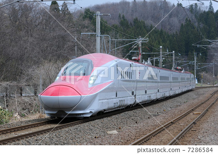 Akita Shinkansen "Komachi" 7286584