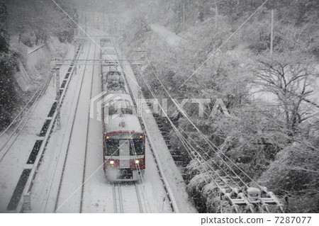 Keikyu在雪地裡奔跑 Keikyu在雪地裡奔跑 7287077