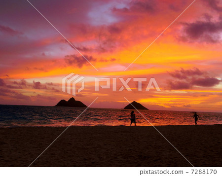 瓦胡島Lanikai海灘的晨光 瓦胡島Lanikai海灘的晨光 7288170