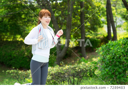 慢跑的女人 慢跑的女人 7289483