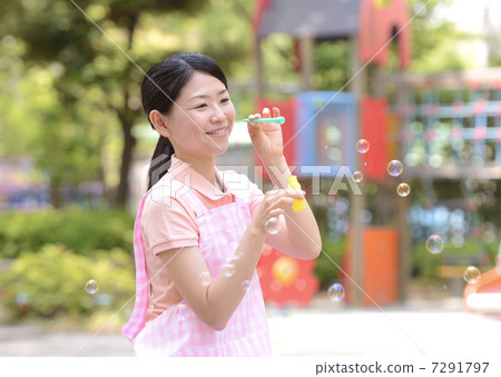 公園控股母親 7291797