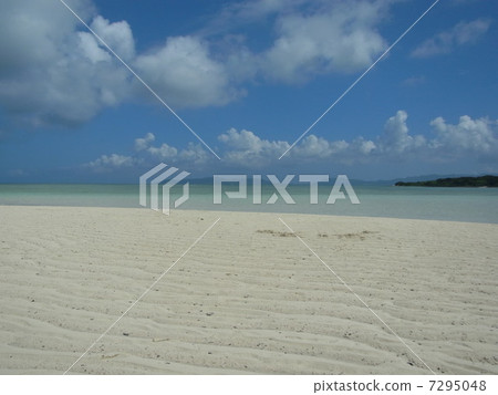 Okinawa - Taketomijima 7295048