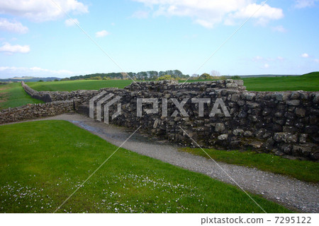 The Wall of Hadrianus The Wall of Hadrianus 7295122